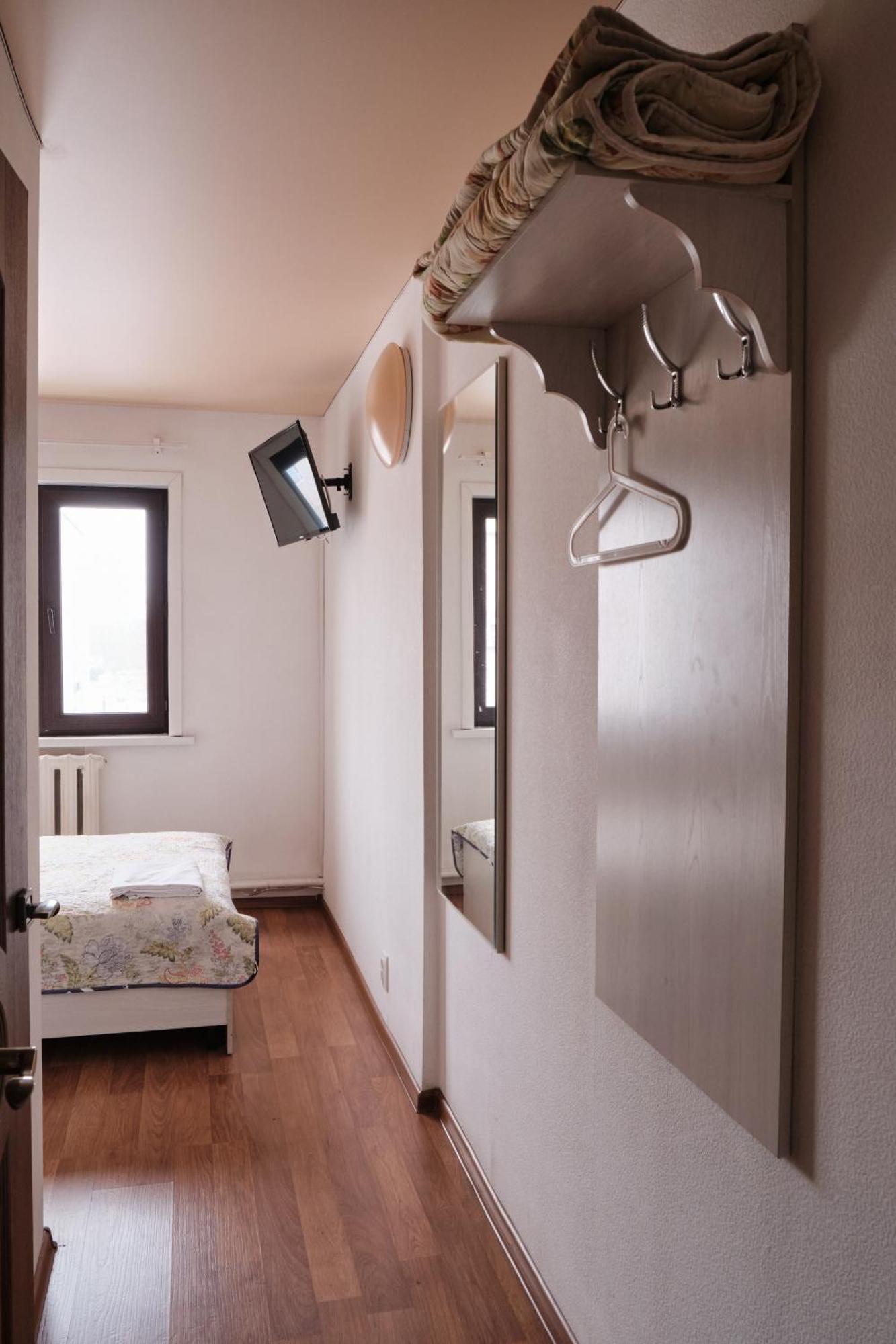 Hotel Europa Semey Extérieur photo