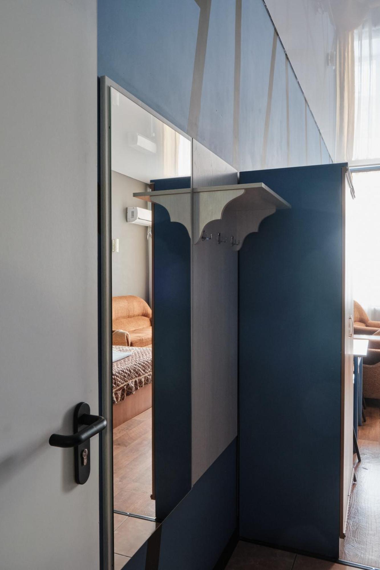 Hotel Europa Semey Extérieur photo