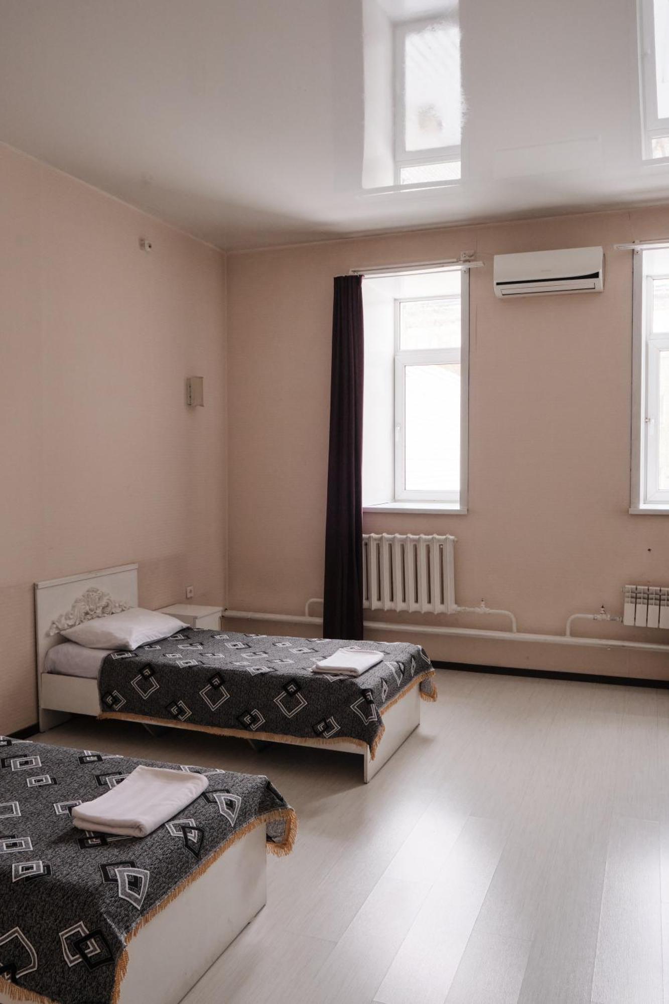 Hotel Europa Semey Extérieur photo