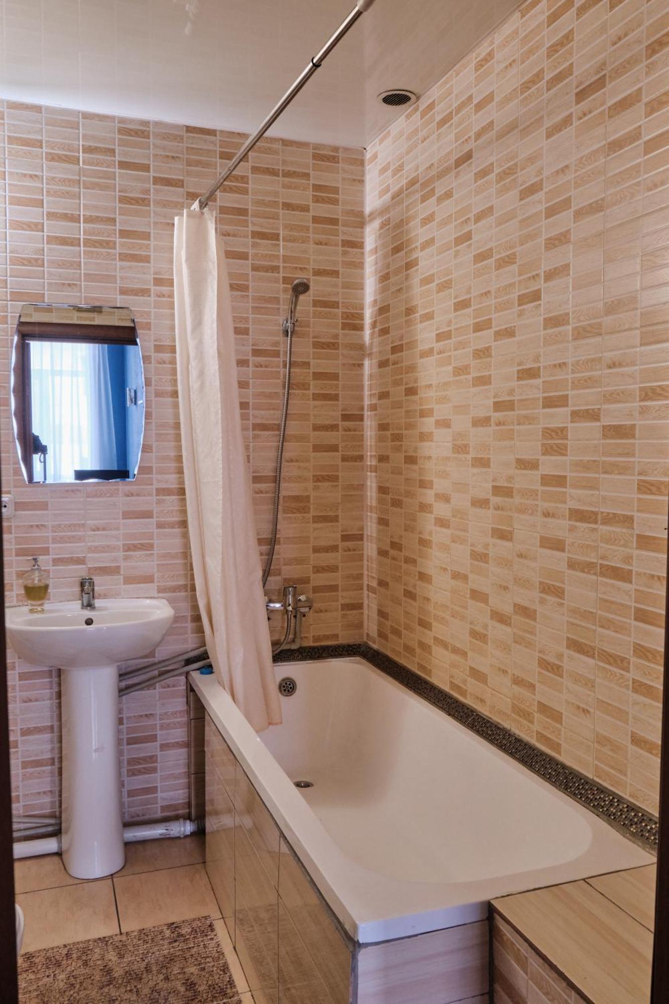 Hotel Europa Semey Extérieur photo